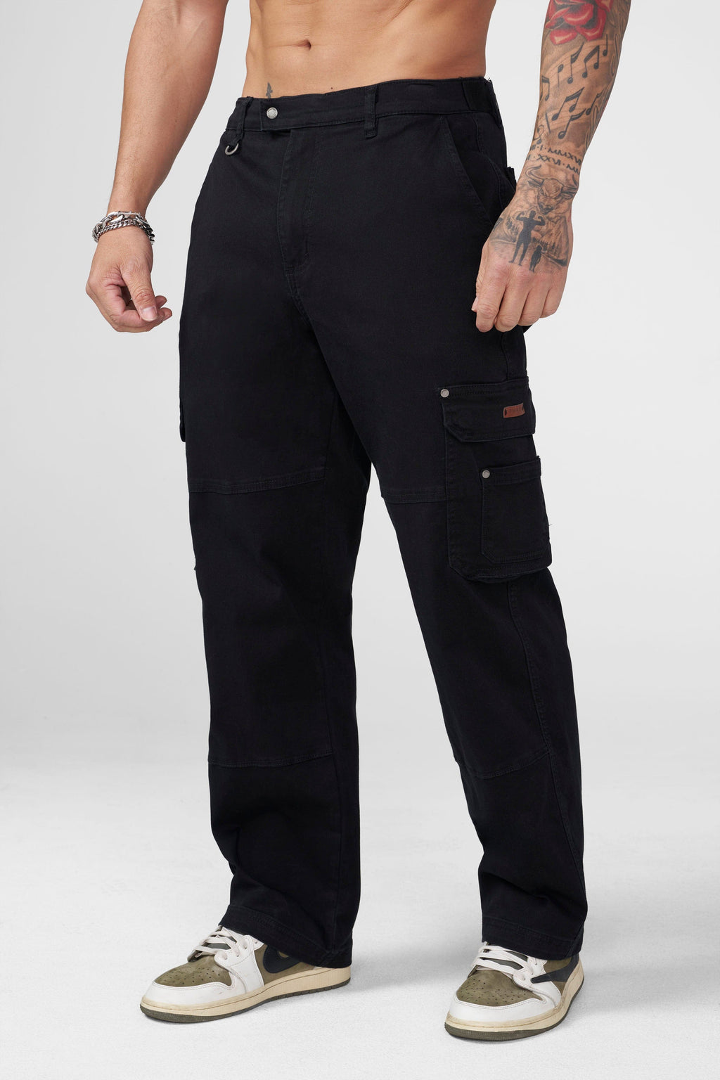 6032 - Old Money Twill Cargo Pants