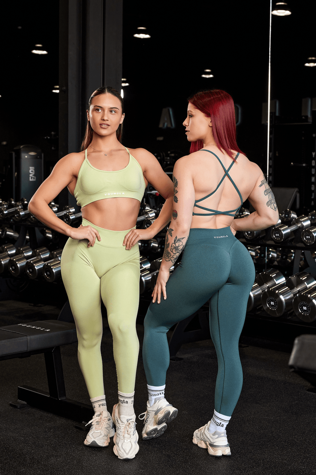 W233 - Curve Seamless Leggings