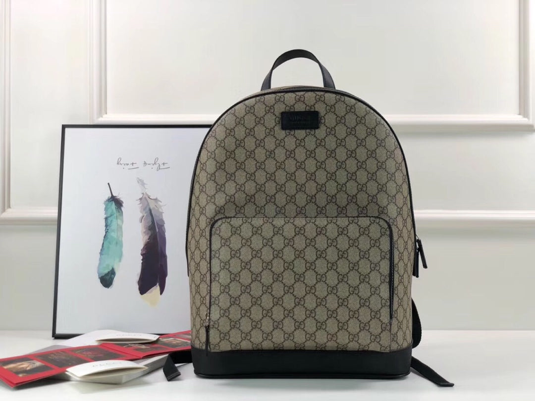 G u c c i backpack W31.5 H41 D14.5,