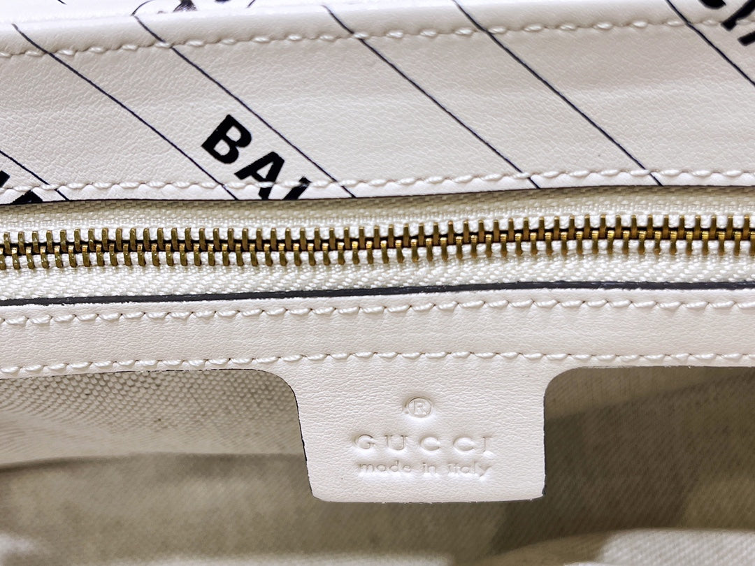 G u c c i marmont 26*15.5*6cm