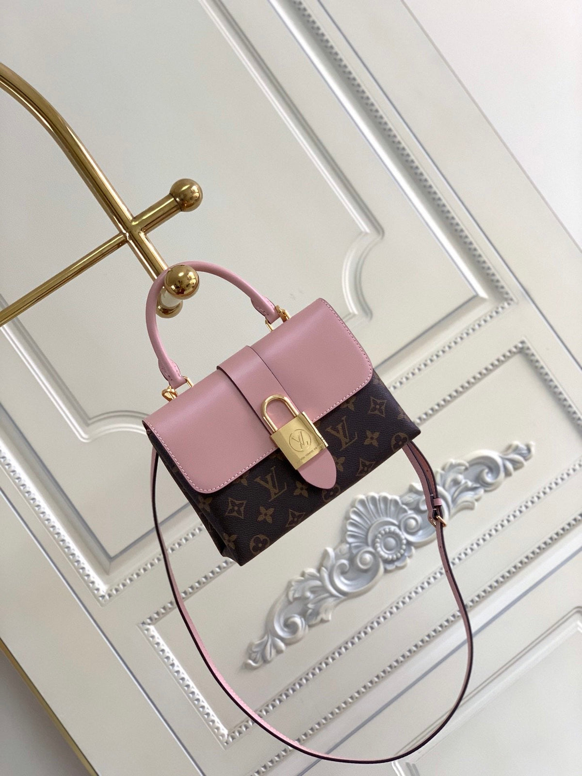 handbag lock pink