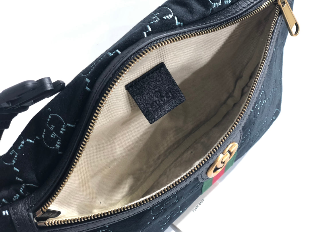 G u c c i bumbag 28*19CM