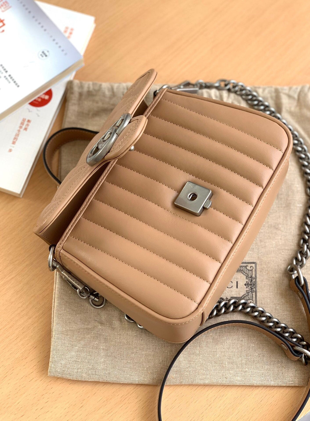 G u c c i marmont W21 H15.5 D8cm