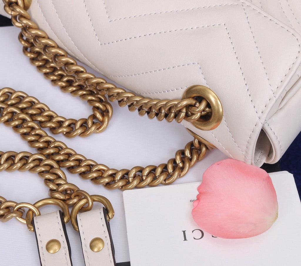 Gucci white 22cm
