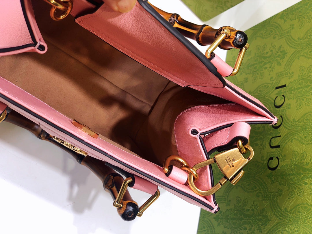 G u c c i pink Diana 20x 16x 10 or 27x 24x 11