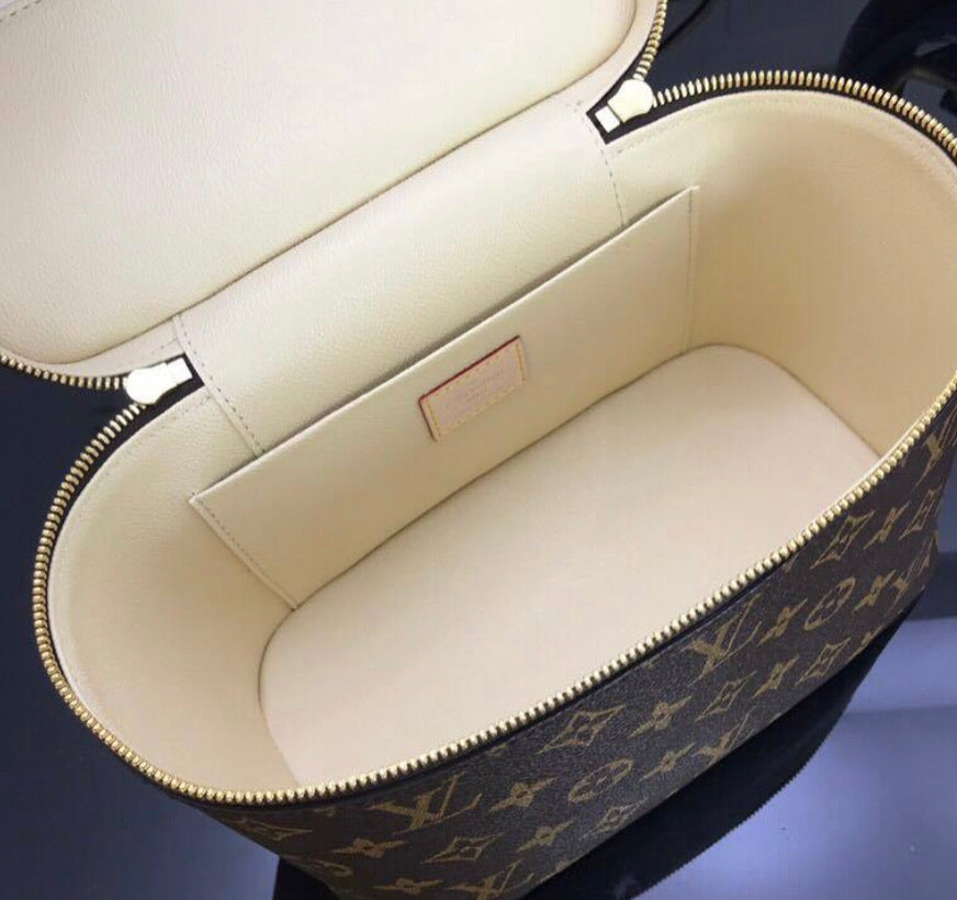 handbag compact vanity