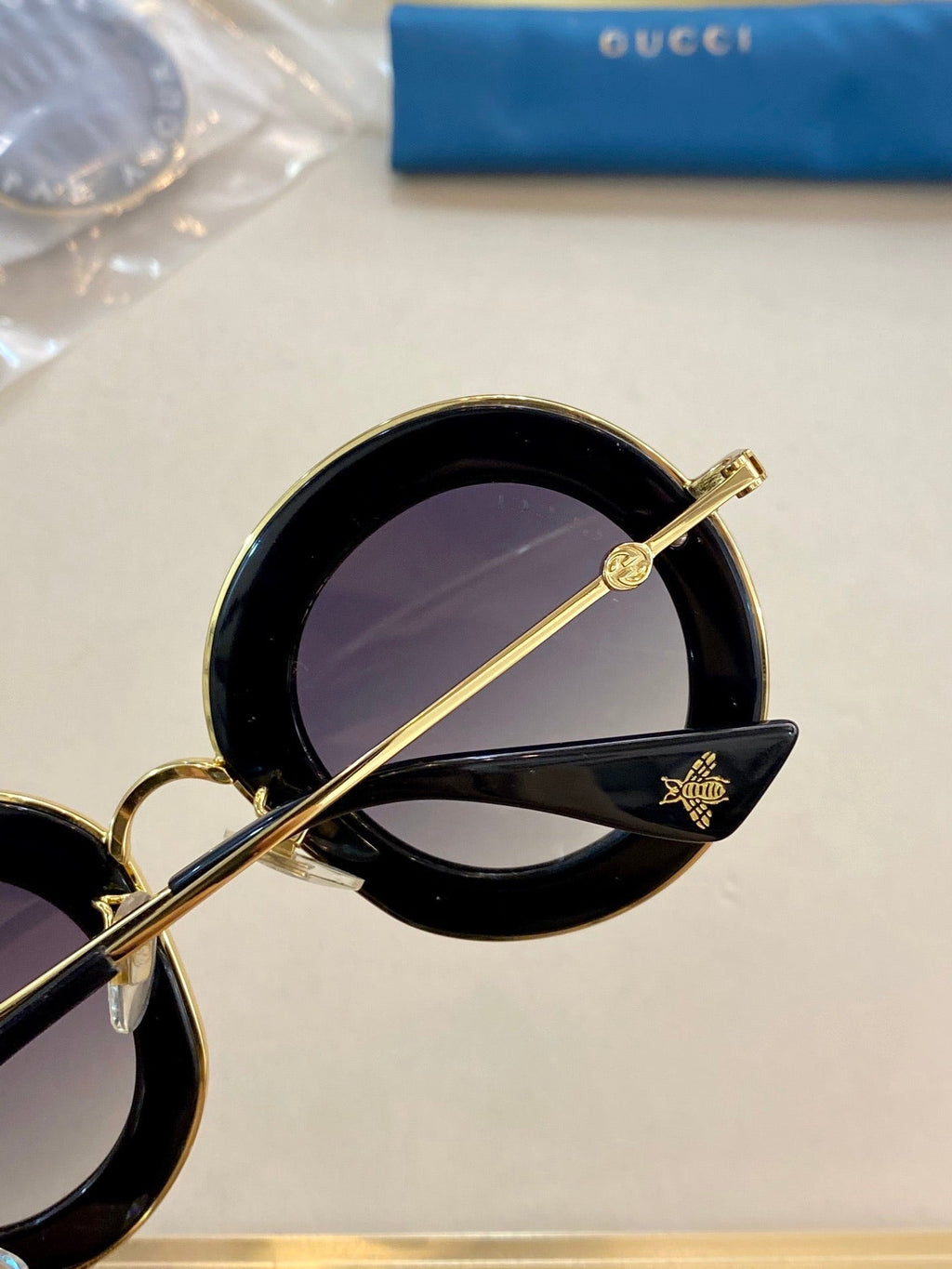 Gucci sunnies