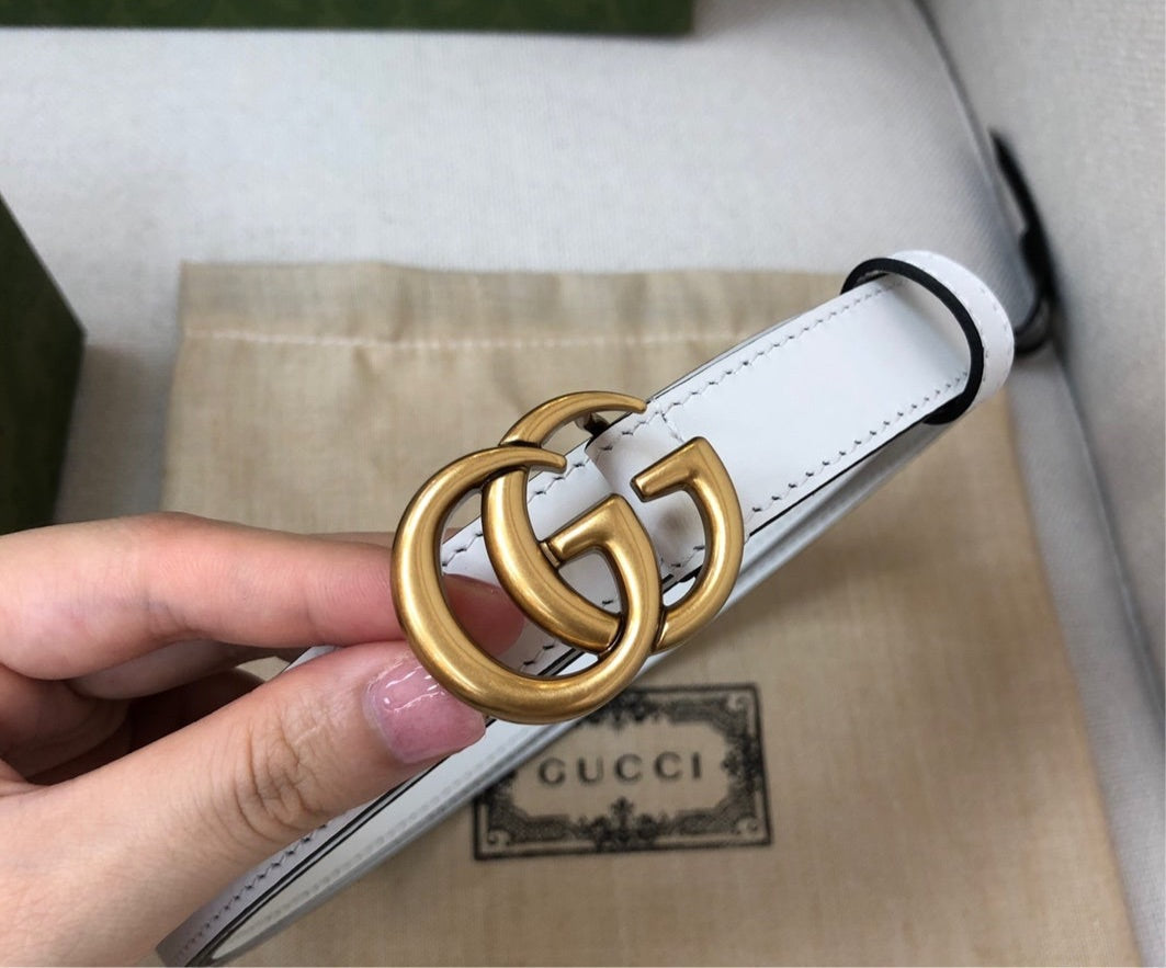 G u c c i white belt 3cm