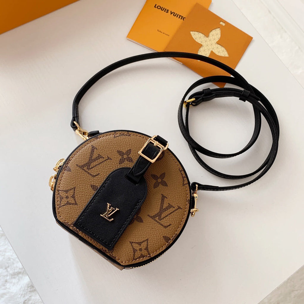 fashion pouch cilcle